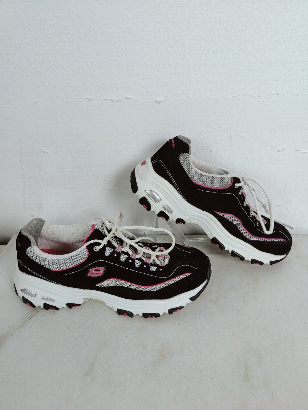 Skechers Women's D'Lites Life Saver Sneakers, Black Pink White, Sz 10